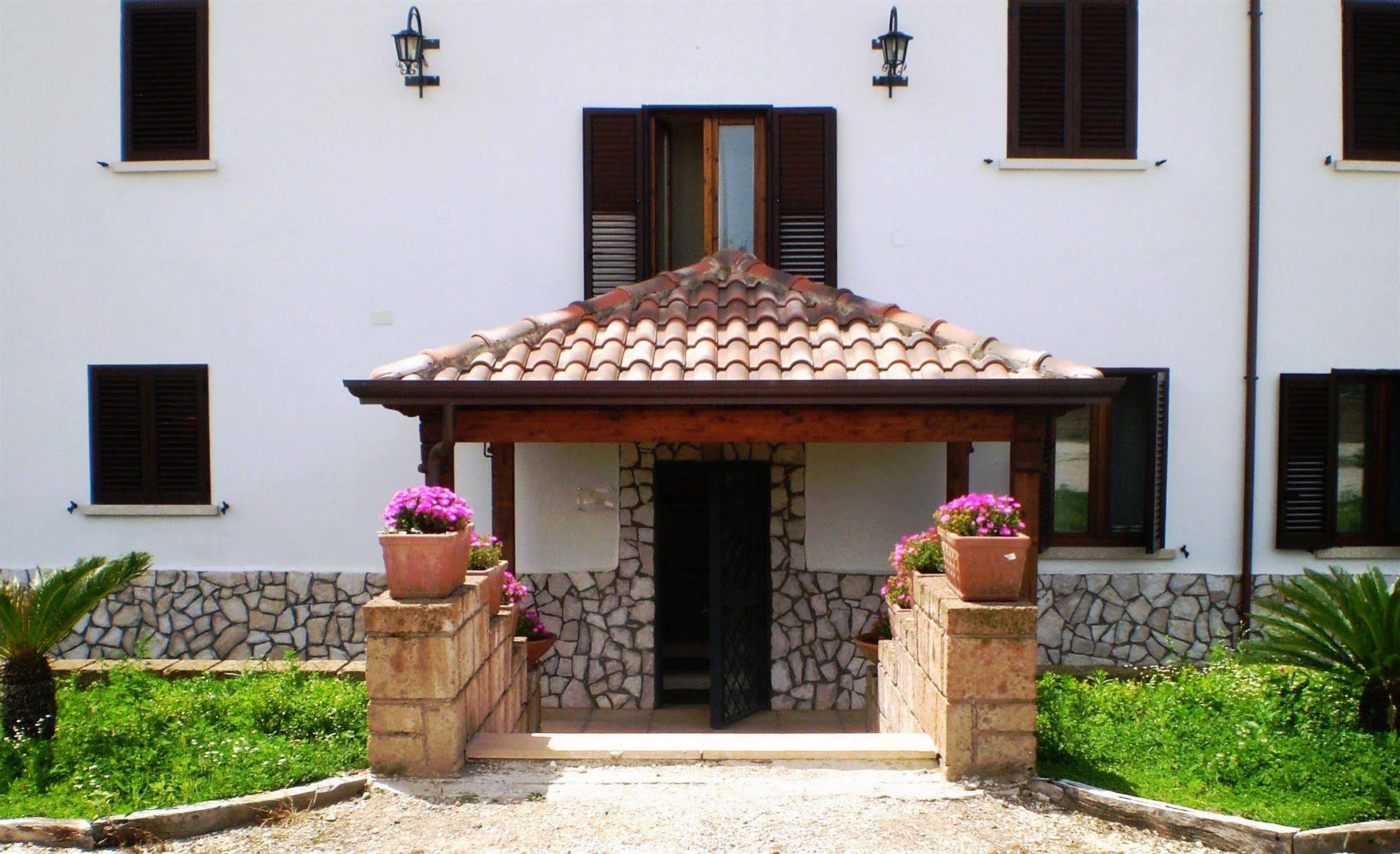 Agriturismo La Colombaia Capua Exterior foto
