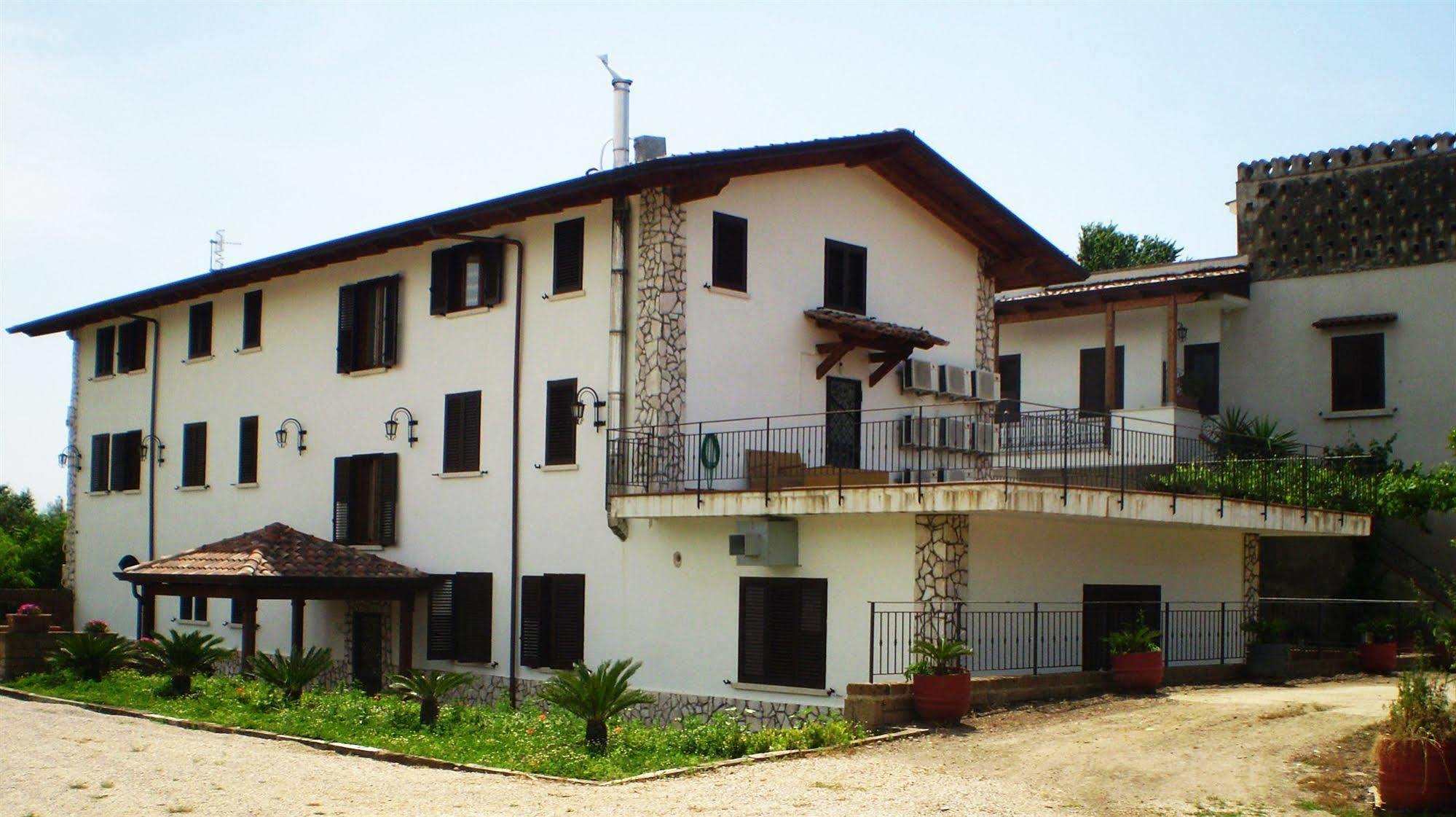 Agriturismo La Colombaia Capua Exterior foto